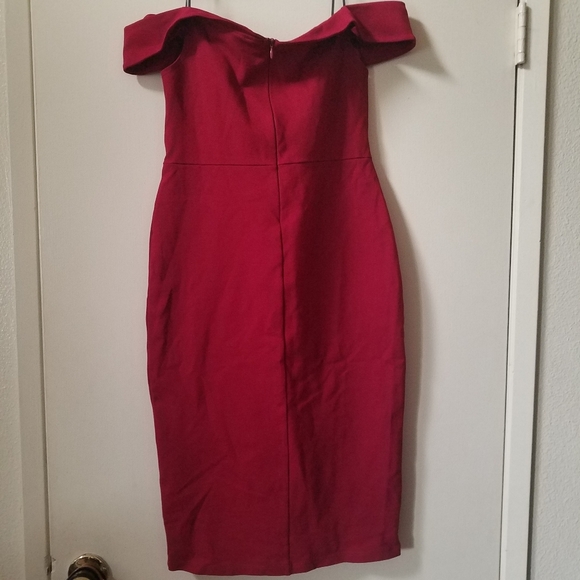 Akira NWOT Off the Shoulder Dress, Size Large - Picture 2 of 3